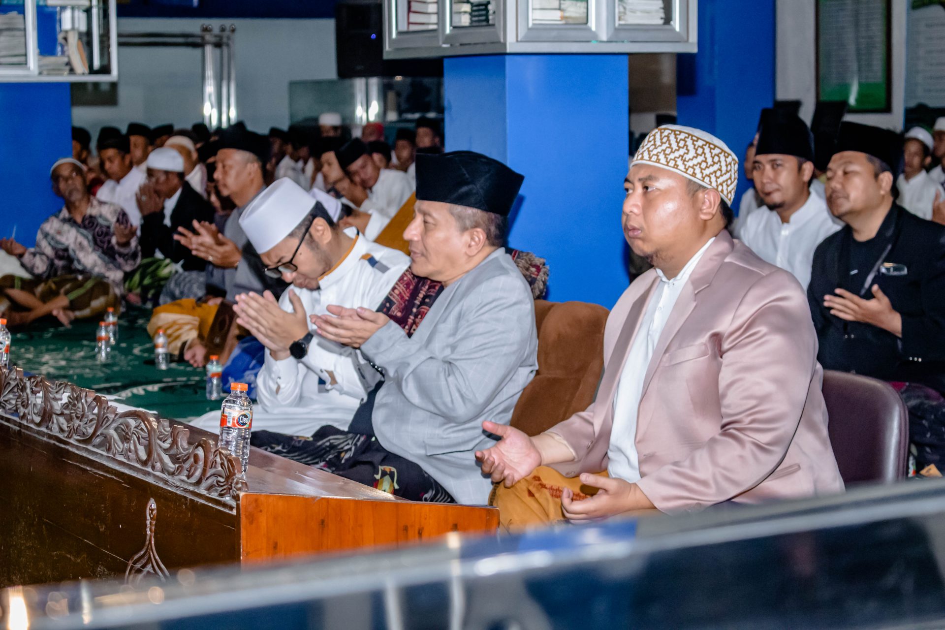Gs Tsabut bersama Kiai Zainuddin dan Kiai Fathul Bari